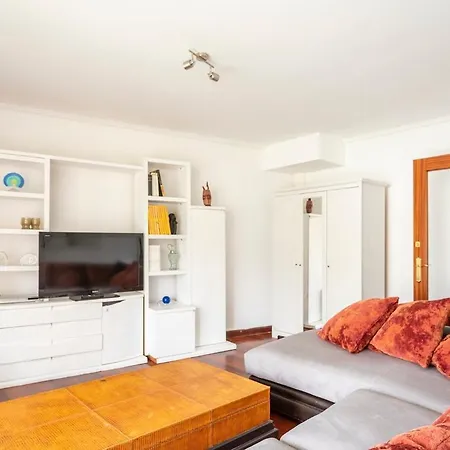 Chalet Adosado Con Piscina Terraza Y Garaje アパート カストロ・ウルディアレス