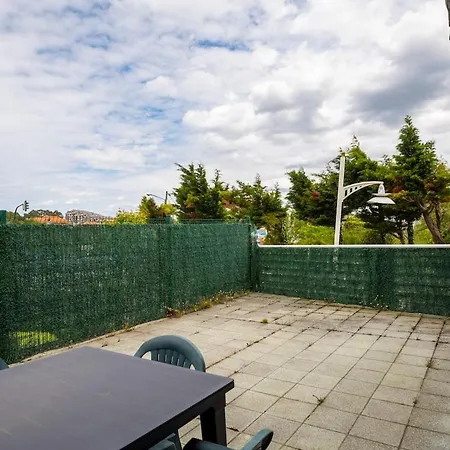 アパート Chalet Adosado Con Piscina Terraza Y Garaje カストロ・ウルディアレス