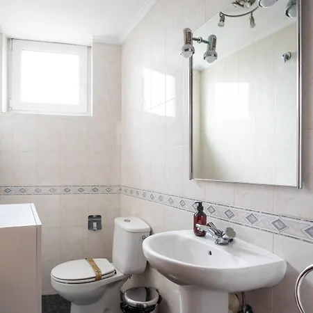 Adosado Con Piscina, Terraza Y Garaje En Apartment