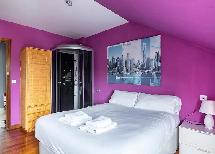 Adosado Con Piscina Terraza Y Garaje 公寓 *