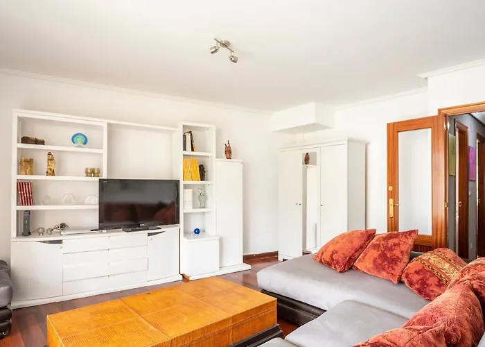 Adosado Con Piscina Terraza Y Garaje Διαμέρισμα Castro Urdiales