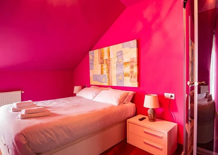 Adosado Con Piscina Terraza Y Garaje * Castro Urdiales